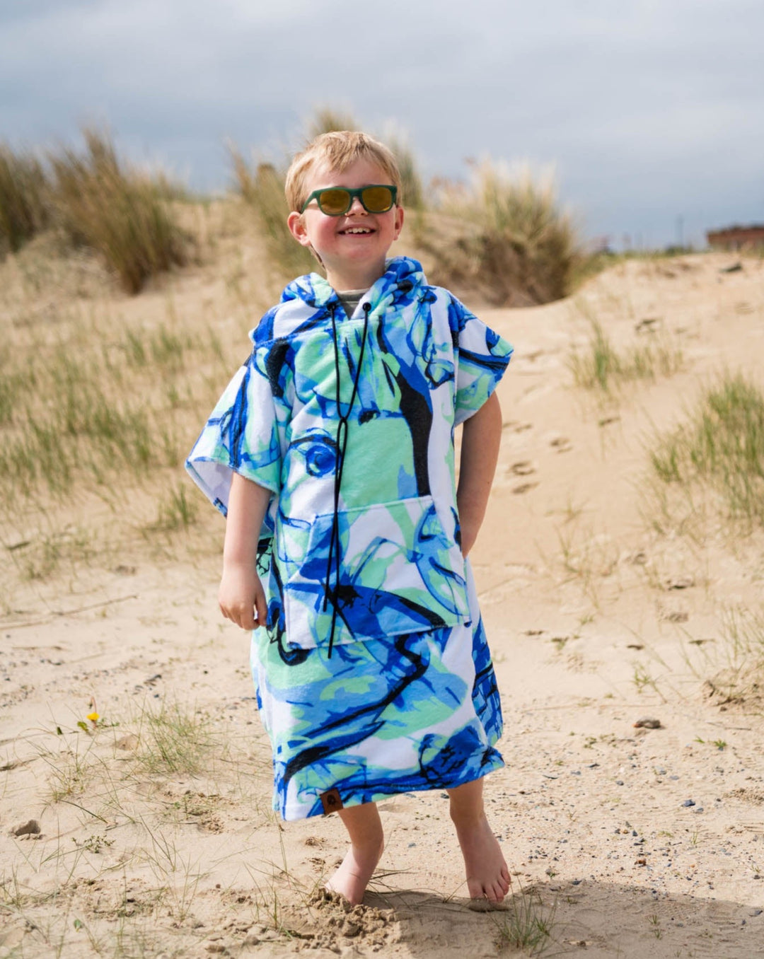 Indie surf poncho junior beach essential accessory  surf ocean camping vanlife skateboard