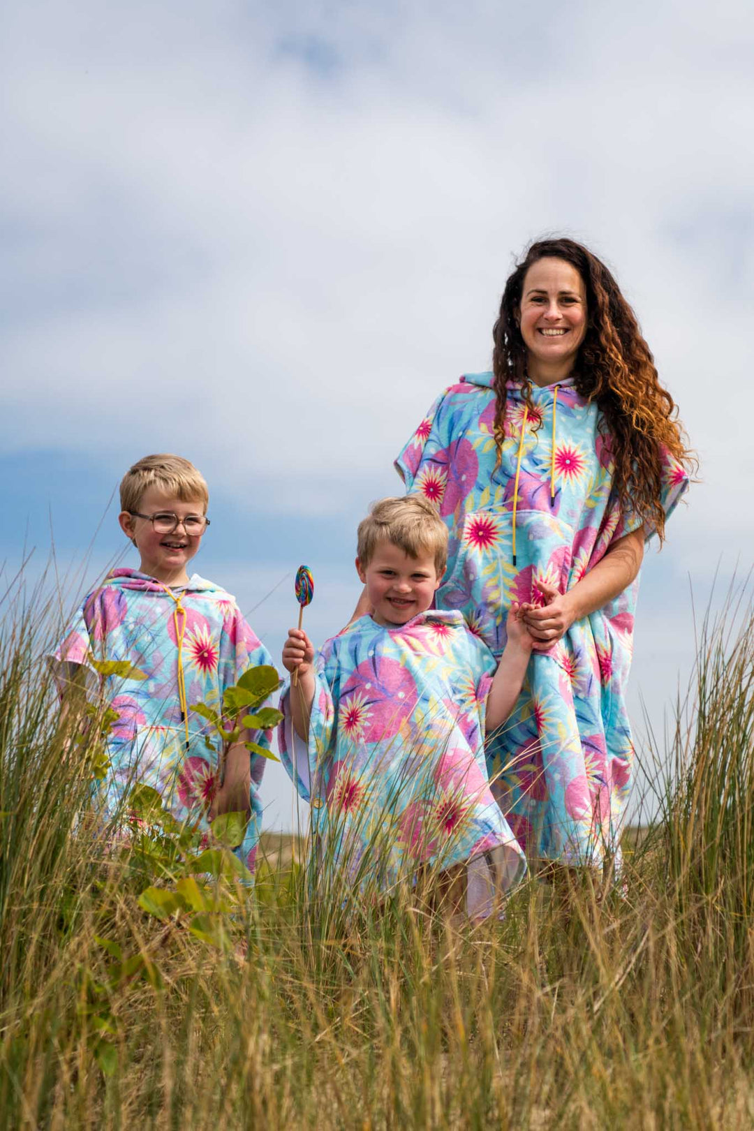 Flower surf ponchos kids junior adult family beach playful accessory 